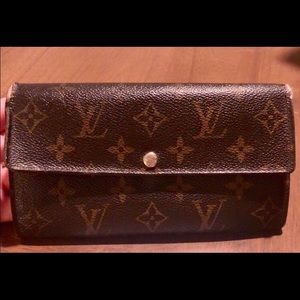 Authentic Louis Vuitton wallet